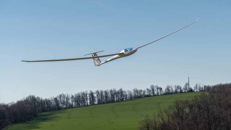 Förderverein Segelflug startet durch mit dem neuen Förderflugzeug Nimbus 4T "EP"